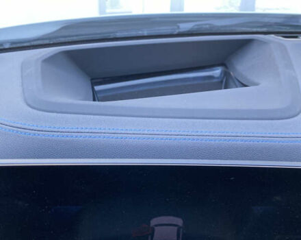 Белый БМВ i4, объемом двигателя 0 л и пробегом 40 тыс. км за 43300 $, фото 31 на Automoto.ua