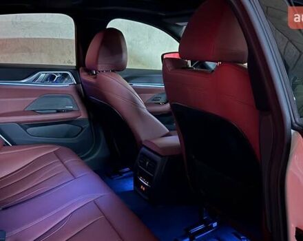 Белый БМВ i4, объемом двигателя 0 л и пробегом 7 тыс. км за 39900 $, фото 35 на Automoto.ua