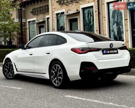 Белый БМВ i4, объемом двигателя 0 л и пробегом 45 тыс. км за 55900 $, фото 14 на Automoto.ua