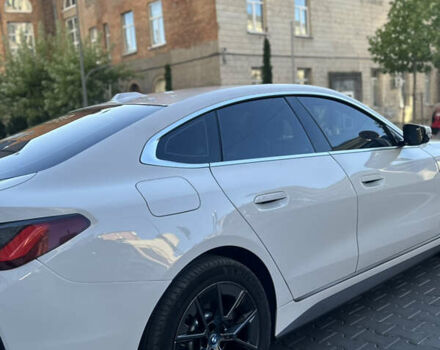 Белый БМВ i4, объемом двигателя 0 л и пробегом 33 тыс. км за 34500 $, фото 22 на Automoto.ua