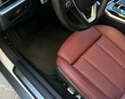 Белый БМВ i4, объемом двигателя 0 л и пробегом 33 тыс. км за 34500 $, фото 31 на Automoto.ua