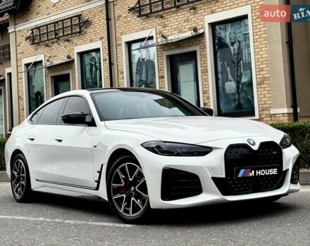 Белый БМВ i4, объемом двигателя 0 л и пробегом 45 тыс. км за 55900 $, фото 2 на Automoto.ua