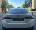 Белый БМВ i4, объемом двигателя 0 л и пробегом 33 тыс. км за 34500 $, фото 17 на Automoto.ua