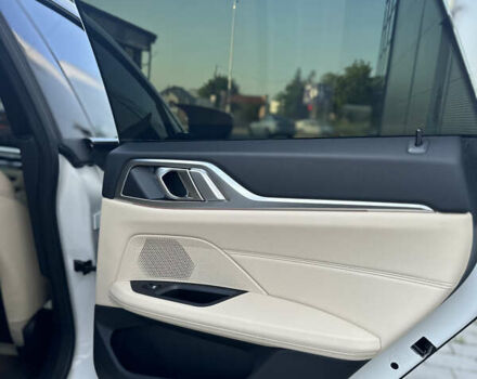 Белый БМВ i4, объемом двигателя 0 л и пробегом 10 тыс. км за 36000 $, фото 27 на Automoto.ua