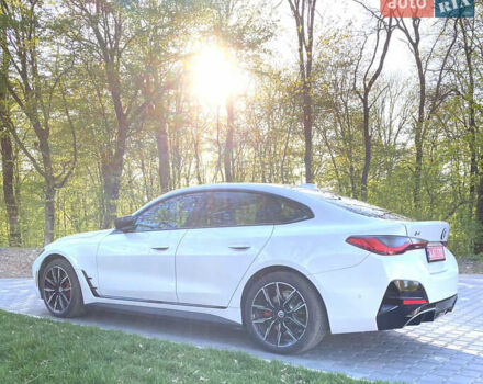 Белый БМВ i4, объемом двигателя 0 л и пробегом 40 тыс. км за 43300 $, фото 16 на Automoto.ua