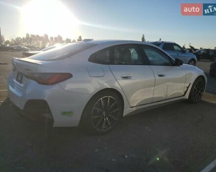 Белый БМВ i4, объемом двигателя 0 л и пробегом 84 тыс. км за 15600 $, фото 2 на Automoto.ua