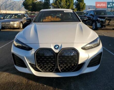 Белый БМВ i4, объемом двигателя 0 л и пробегом 84 тыс. км за 15600 $, фото 4 на Automoto.ua