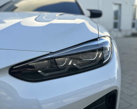 Белый БМВ i4, объемом двигателя 0 л и пробегом 10 тыс. км за 36000 $, фото 13 на Automoto.ua