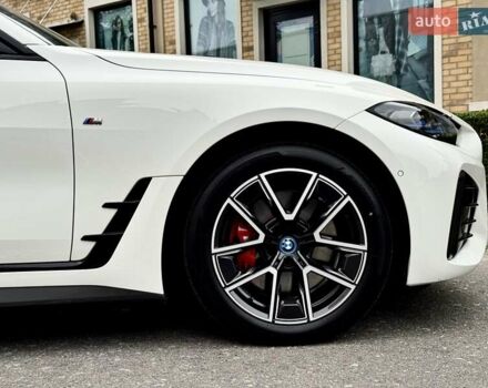 Белый БМВ i4, объемом двигателя 0 л и пробегом 45 тыс. км за 55900 $, фото 22 на Automoto.ua