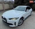 Белый БМВ i4, объемом двигателя 0 л и пробегом 29 тыс. км за 28500 $, фото 1 на Automoto.ua