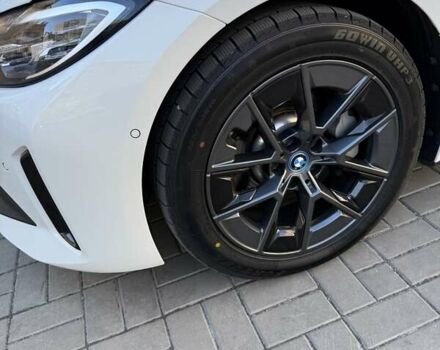 Белый БМВ i4, объемом двигателя 0 л и пробегом 39 тыс. км за 37000 $, фото 17 на Automoto.ua