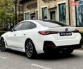 Белый БМВ i4, объемом двигателя 0 л и пробегом 45 тыс. км за 55900 $, фото 13 на Automoto.ua