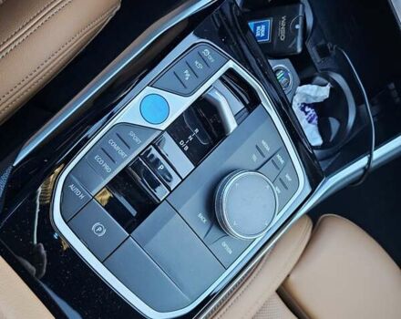 Белый БМВ i4, объемом двигателя 0 л и пробегом 10 тыс. км за 36800 $, фото 27 на Automoto.ua