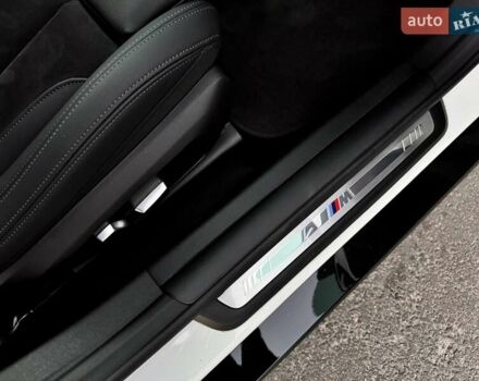 Белый БМВ i4, объемом двигателя 0 л и пробегом 45 тыс. км за 55900 $, фото 44 на Automoto.ua