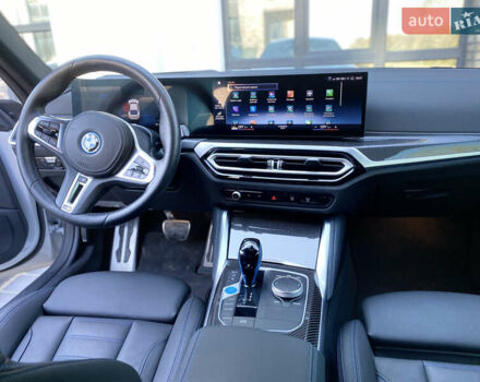 Белый БМВ i4, объемом двигателя 0 л и пробегом 40 тыс. км за 43300 $, фото 47 на Automoto.ua