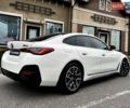 Белый БМВ i4, объемом двигателя 0 л и пробегом 45 тыс. км за 55900 $, фото 11 на Automoto.ua