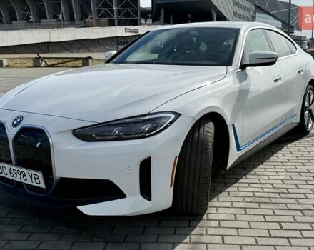 Белый БМВ i4, объемом двигателя 0 л и пробегом 7 тыс. км за 39900 $, фото 17 на Automoto.ua