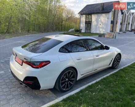 Белый БМВ i4, объемом двигателя 0 л и пробегом 40 тыс. км за 43300 $, фото 3 на Automoto.ua