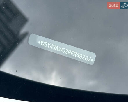 Белый БМВ i4, объемом двигателя 0 л и пробегом 20 тыс. км за 36999 $, фото 4 на Automoto.ua