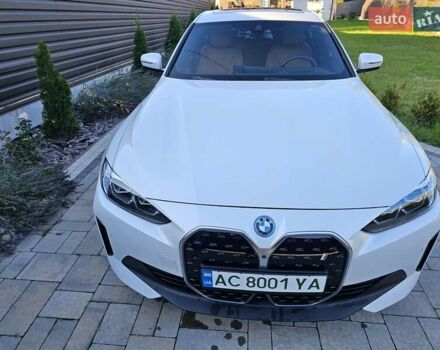 Белый БМВ i4, объемом двигателя 0 л и пробегом 10 тыс. км за 36800 $, фото 4 на Automoto.ua