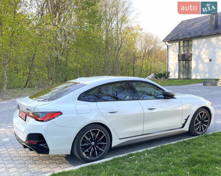 Белый БМВ i4, объемом двигателя 0 л и пробегом 40 тыс. км за 43300 $, фото 12 на Automoto.ua