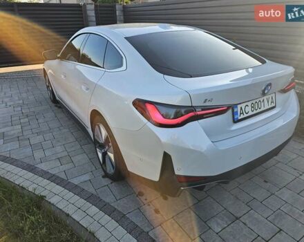 Белый БМВ i4, объемом двигателя 0 л и пробегом 10 тыс. км за 36800 $, фото 12 на Automoto.ua