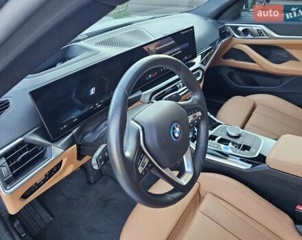 Белый БМВ i4, объемом двигателя 0 л и пробегом 10 тыс. км за 36800 $, фото 11 на Automoto.ua