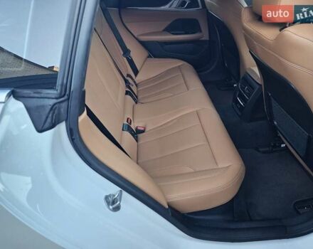 Белый БМВ i4, объемом двигателя 0 л и пробегом 10 тыс. км за 36800 $, фото 18 на Automoto.ua