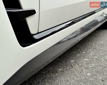 Белый БМВ i4, объемом двигателя 0 л и пробегом 45 тыс. км за 55900 $, фото 24 на Automoto.ua