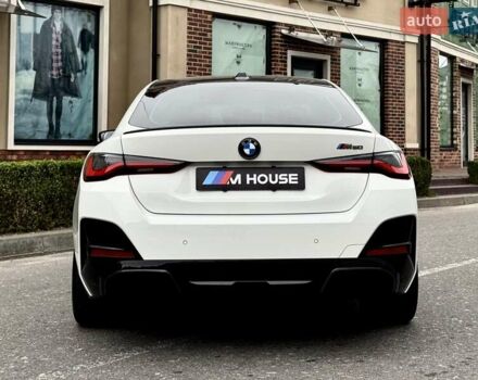 Белый БМВ i4, объемом двигателя 0 л и пробегом 45 тыс. км за 55900 $, фото 12 на Automoto.ua
