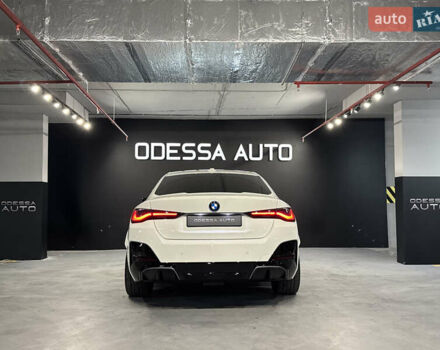 Белый БМВ i4, объемом двигателя 0 л и пробегом 3 тыс. км за 49999 $, фото 15 на Automoto.ua