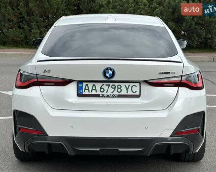 Белый БМВ i4, объемом двигателя 0 л и пробегом 20 тыс. км за 36999 $, фото 12 на Automoto.ua
