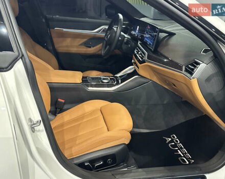 Белый БМВ i4, объемом двигателя 0 л и пробегом 3 тыс. км за 51500 $, фото 23 на Automoto.ua