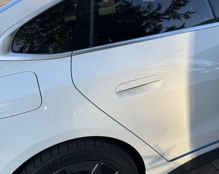 Белый БМВ i4, объемом двигателя 0 л и пробегом 39 тыс. км за 37000 $, фото 11 на Automoto.ua