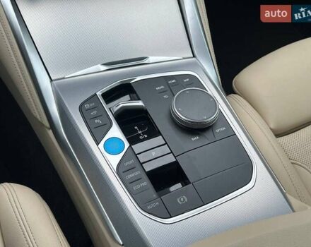 Белый БМВ i4, объемом двигателя 0 л и пробегом 20 тыс. км за 35990 $, фото 38 на Automoto.ua