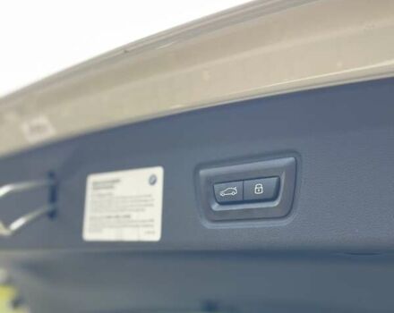 Белый БМВ i4, объемом двигателя 0 л и пробегом 42 тыс. км за 34900 $, фото 28 на Automoto.ua