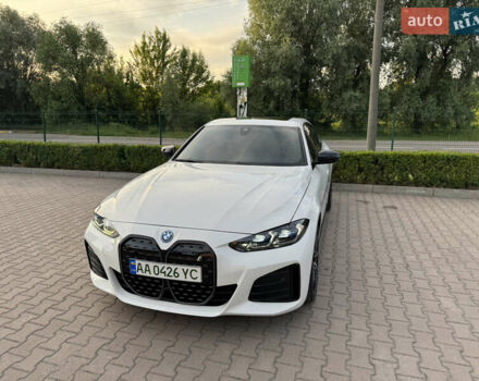 Белый БМВ i4, объемом двигателя 0 л и пробегом 15 тыс. км за 36900 $, фото 29 на Automoto.ua