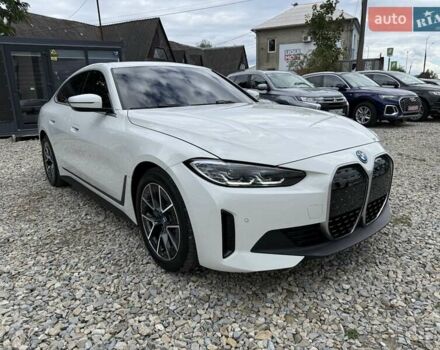 Белый БМВ i4, объемом двигателя 0 л и пробегом 31 тыс. км за 34900 $, фото 28 на Automoto.ua