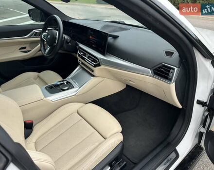 Белый БМВ i4, объемом двигателя 0 л и пробегом 20 тыс. км за 36999 $, фото 30 на Automoto.ua