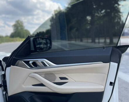 Білий БМВ i4, об'ємом двигуна 0 л та пробігом 31 тис. км за 35500 $, фото 40 на Automoto.ua