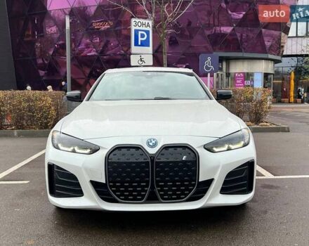 Белый БМВ i4, объемом двигателя 0 л и пробегом 20 тыс. км за 35990 $, фото 1 на Automoto.ua