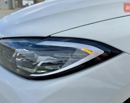 Белый БМВ i4, объемом двигателя 0 л и пробегом 7 тыс. км за 39900 $, фото 10 на Automoto.ua