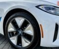 Белый БМВ i4, объемом двигателя 0 л и пробегом 7 тыс. км за 39900 $, фото 13 на Automoto.ua