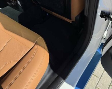 Белый БМВ i4, объемом двигателя 0 л и пробегом 39 тыс. км за 37000 $, фото 26 на Automoto.ua