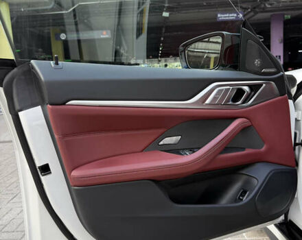 Белый БМВ i4, объемом двигателя 0 л и пробегом 35 тыс. км за 50700 $, фото 13 на Automoto.ua