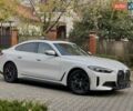 Белый БМВ i4, объемом двигателя 0 л и пробегом 42 тыс. км за 34900 $, фото 8 на Automoto.ua