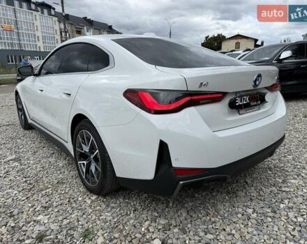 Белый БМВ i4, объемом двигателя 0 л и пробегом 31 тыс. км за 34900 $, фото 29 на Automoto.ua