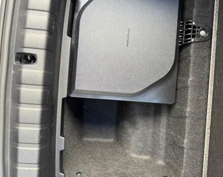 Белый БМВ i4, объемом двигателя 0 л и пробегом 35 тыс. км за 50700 $, фото 20 на Automoto.ua