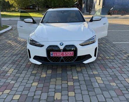 Белый БМВ i4, объемом двигателя 0 л и пробегом 39 тыс. км за 37000 $, фото 8 на Automoto.ua