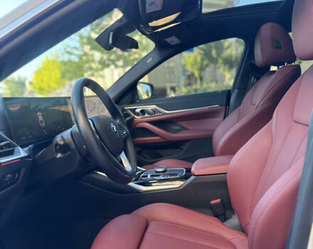 Белый БМВ i4, объемом двигателя 0 л и пробегом 33 тыс. км за 34500 $, фото 32 на Automoto.ua